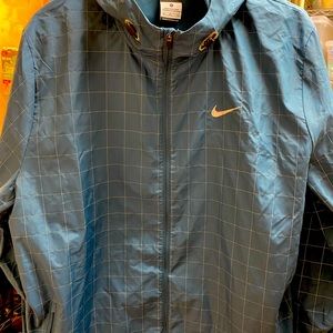 Nike Running wind breaker jacket, X-Large.